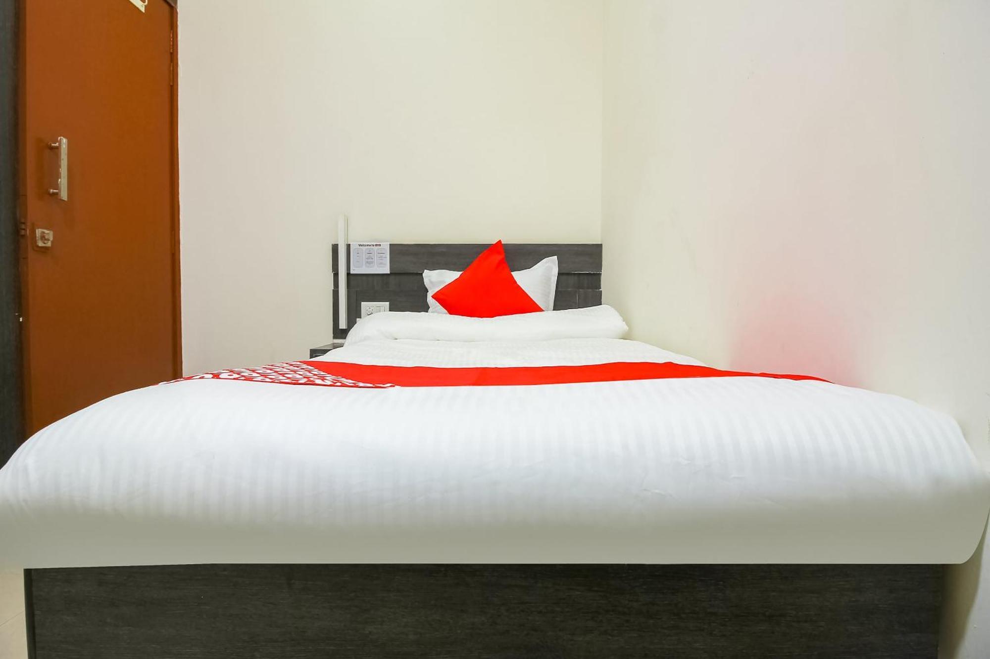 Hotel O Unique Inn Dhule Dış mekan fotoğraf