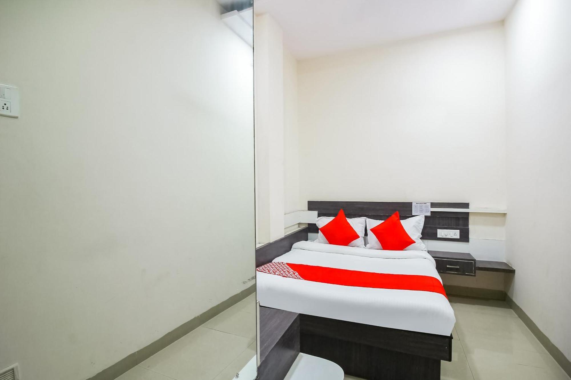 Hotel O Unique Inn Dhule Dış mekan fotoğraf