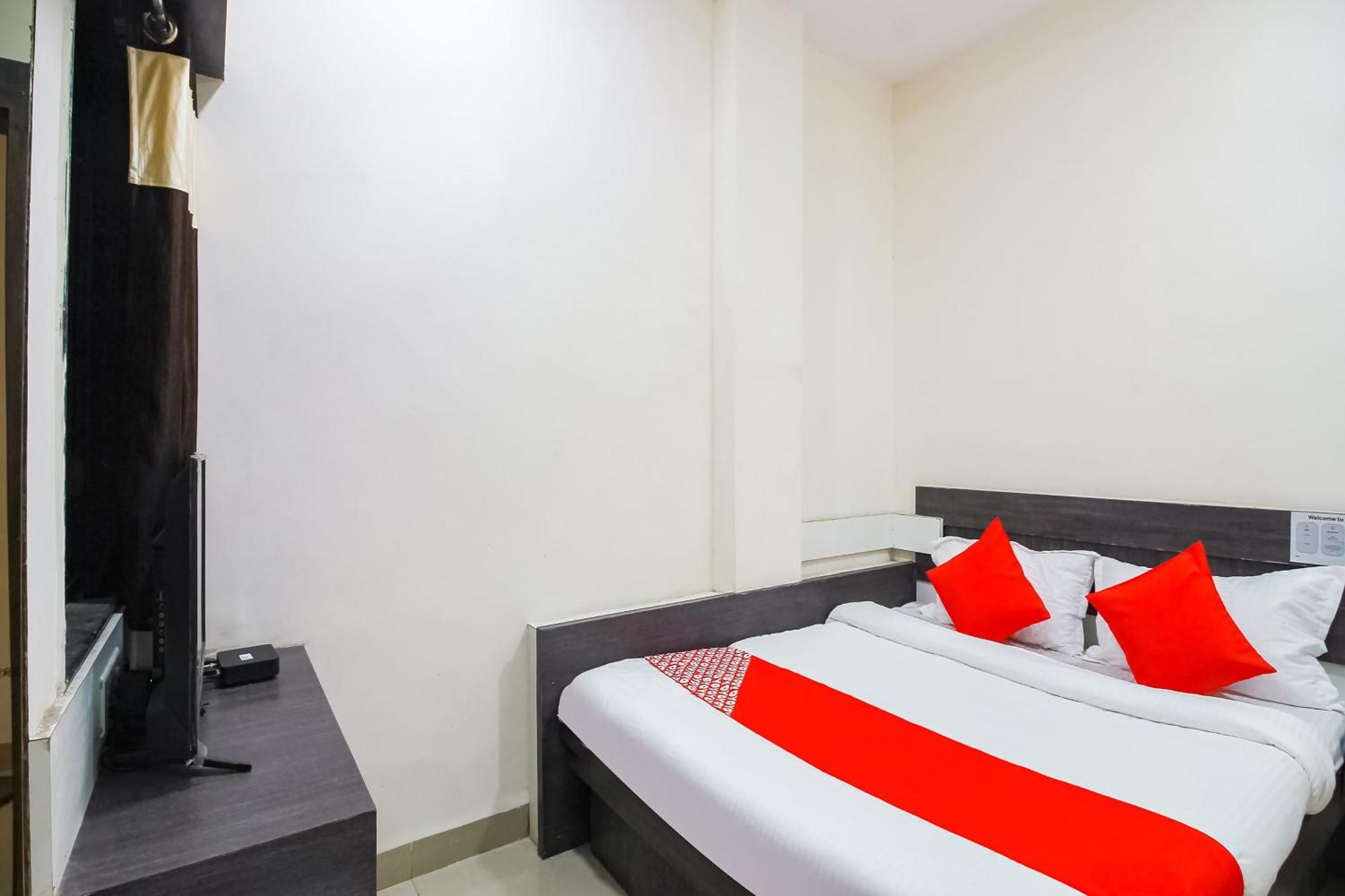 Hotel O Unique Inn Dhule Dış mekan fotoğraf