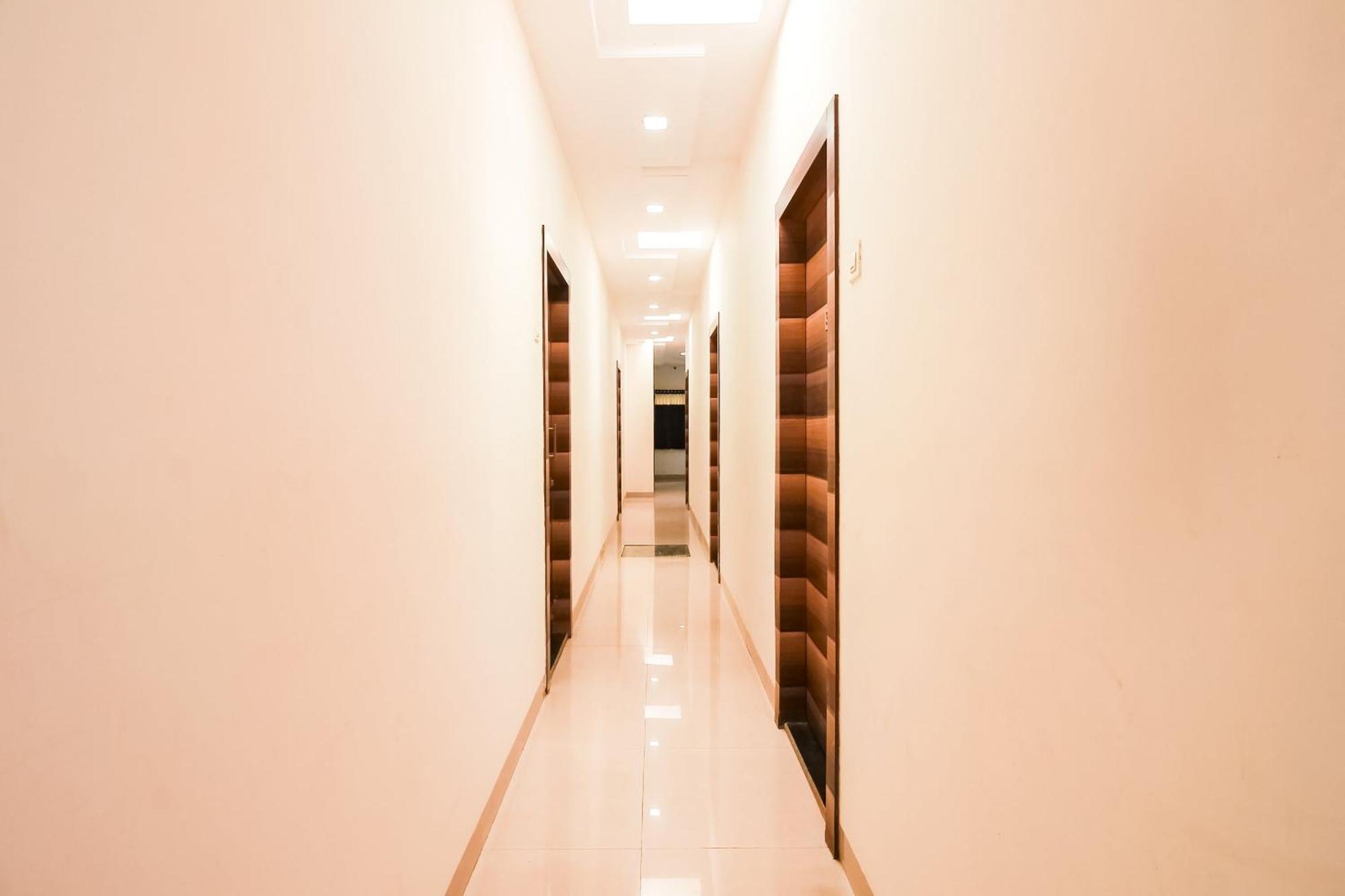 Hotel O Unique Inn Dhule Dış mekan fotoğraf