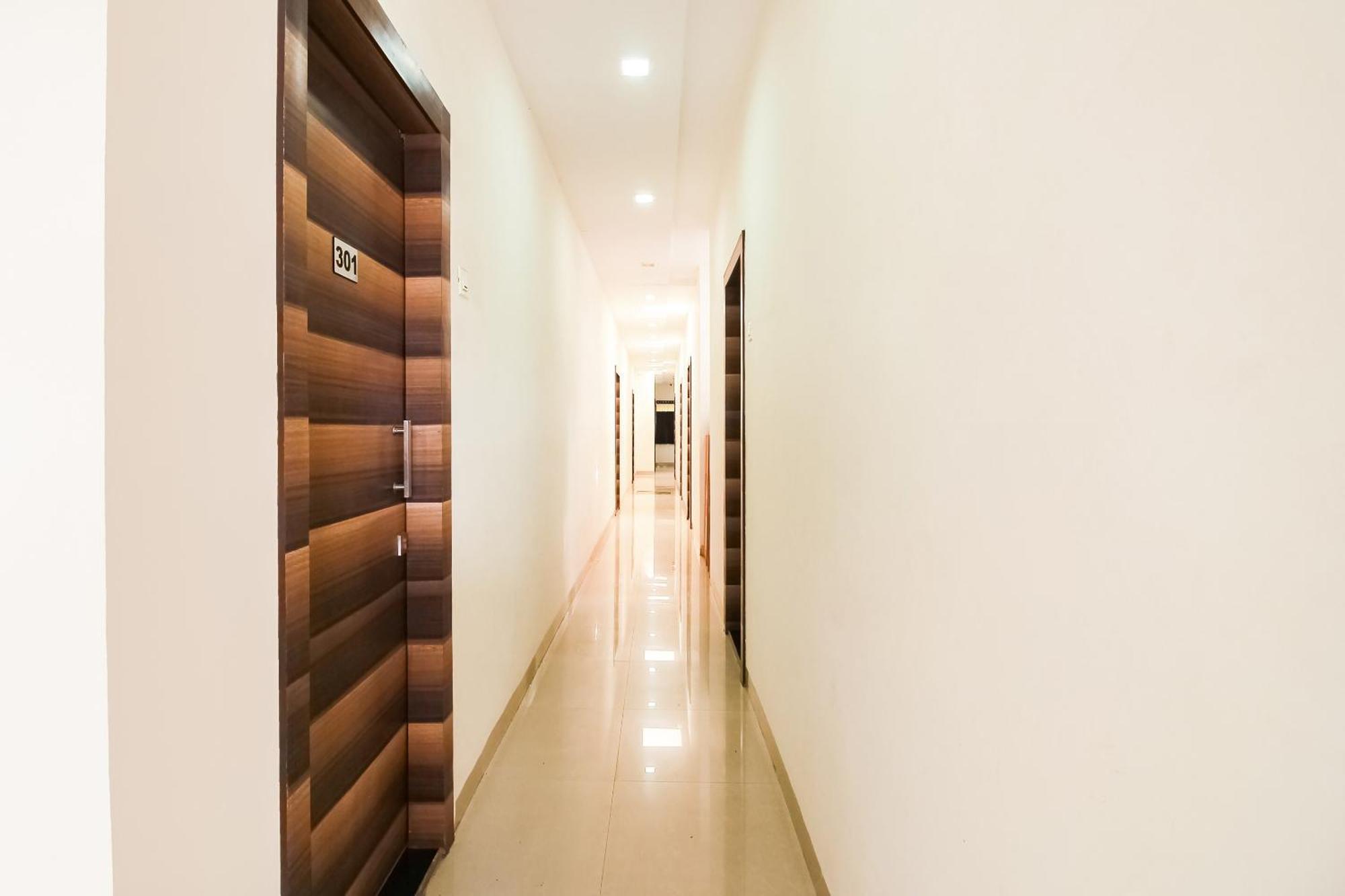 Hotel O Unique Inn Dhule Dış mekan fotoğraf