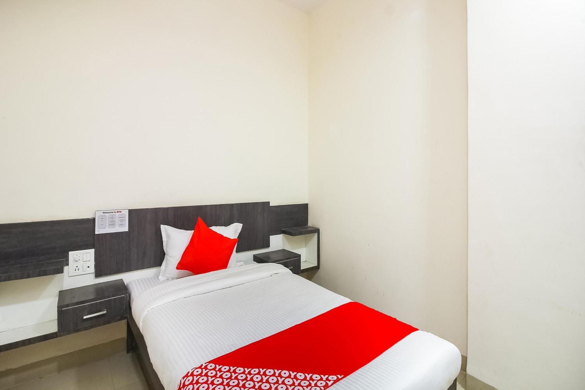 Hotel O Unique Inn Dhule Dış mekan fotoğraf
